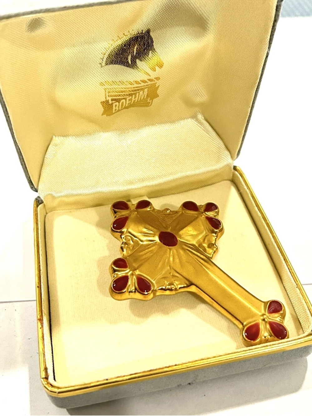 Boehm Gold Cross Pin